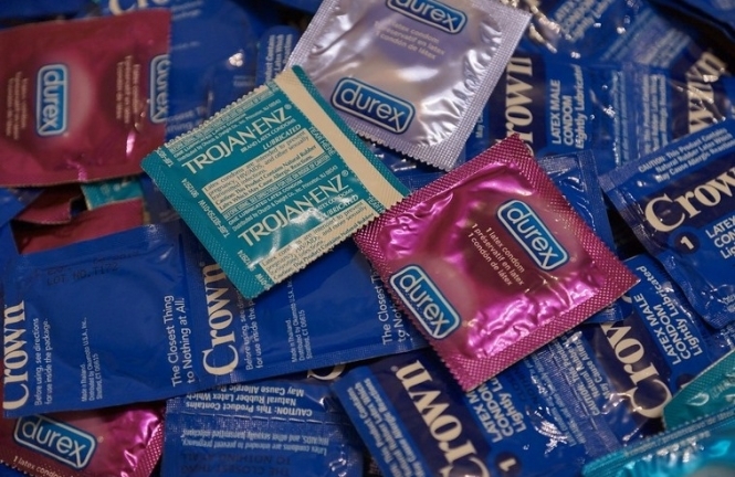Почти 90 тысяч россиян подписали петицию против запрета иностранных презервативов