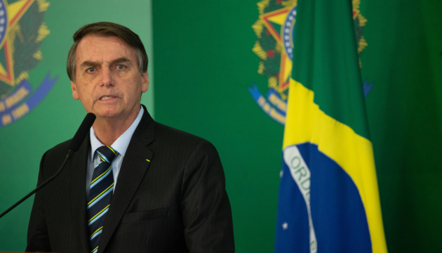 Президент Бразилії пригрозив вивести країну з ВООЗ