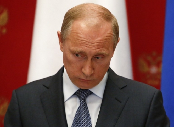 Путін просить сепаратистів на сході України перенести референдум
