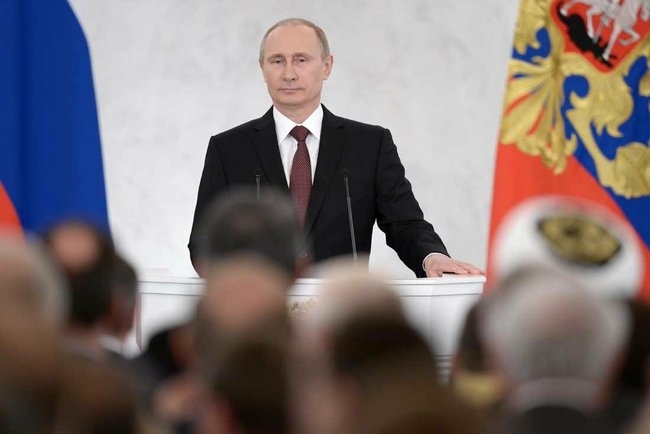 Путін запевнив, що зважатиме на міжнародне право, коли ділитиме море між Україною та Росією