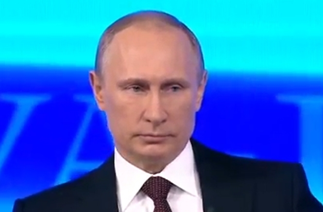 Путін в прямому ефірі розповідає про анексію Криму і агресію проти України, - трансляція
