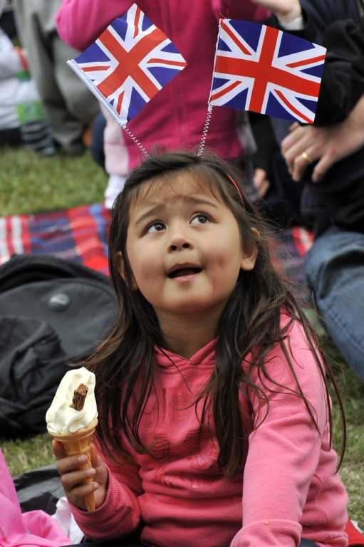 Відчуйте себе Алісою у Задзеркаллі в тематичному парку у Великобританії (фото)