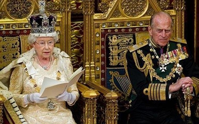 До королеви без запрошення: поліція затримала невідомого за проникнення в Букінгемський палац