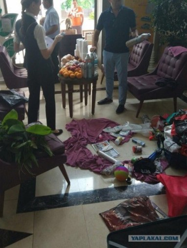 Российских туристов поймали на краже алкоголя и туалетной бумаги в турецком отеле, - ФОТО
