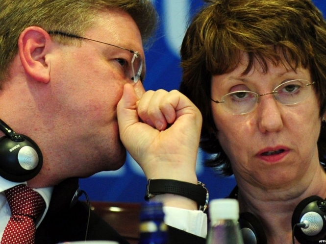 Фюле та Ештон хочуть, щоб Янукович владнав проблему Власенка