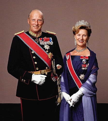 Норвежские СМИ призывают положить конец монархии