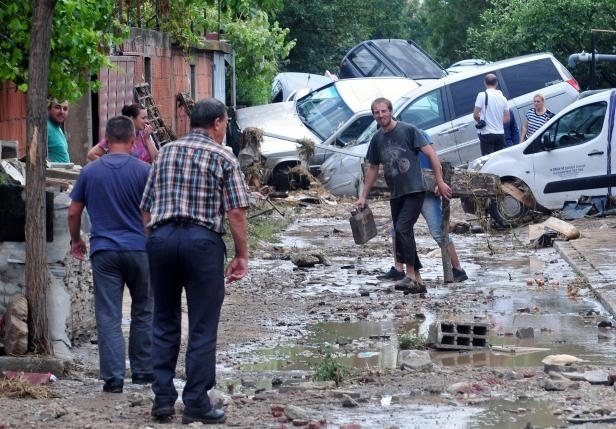 Число жертв наводнения в Македонии возросло до 17 человек