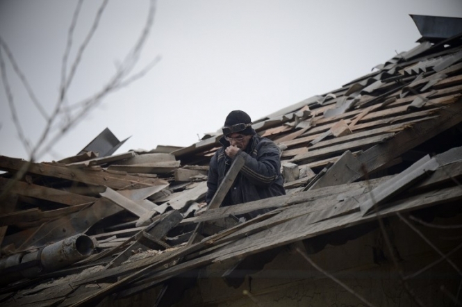В Сартане снаряды разрушили 10 жилых домов, - горсовет Мариуполя