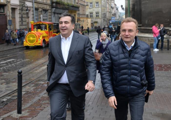 Садовый призывает Зеленского вновь предоставить Саакашвили гражданство