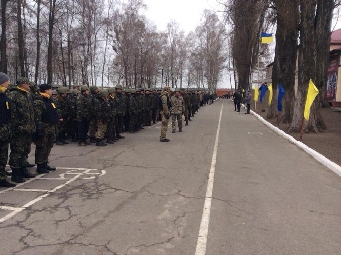 Самооборона Майдану проходить бойову підготовку