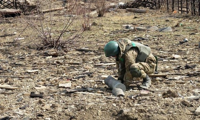 За время АТО саперы обезвредили более 112 тыс взрывных устройств на Донбассе