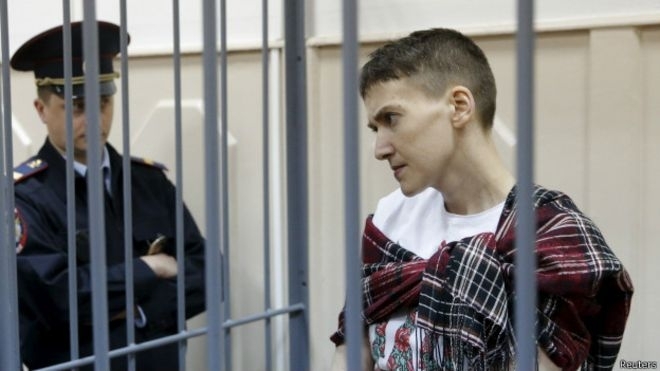 Савченко доставили в Басманный суд Москвы, - адвокат