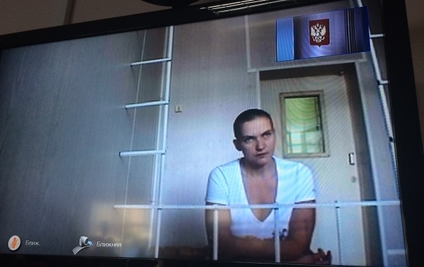Савченко спілкується із суддею Воронезького облсуду українською мовою