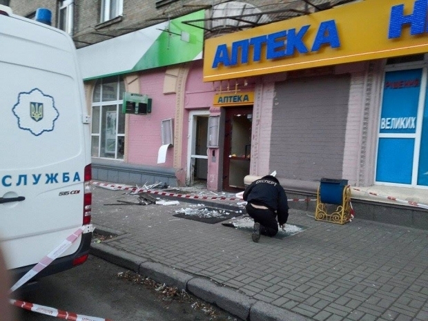 Возле отделения российского банка в Киеве произошел взрыв