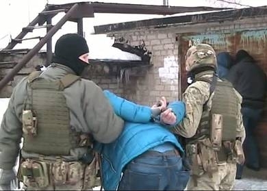 На Луганщині СБУ затримала двох інформаторів бойовиків