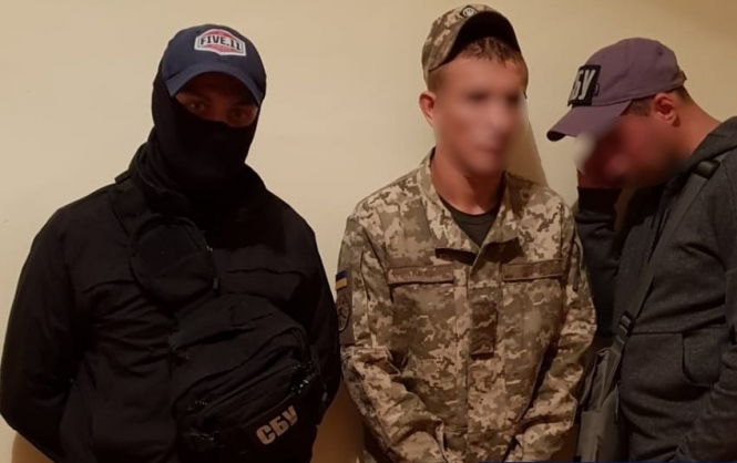 В Киеве военных задержали за сбыт наркотиков