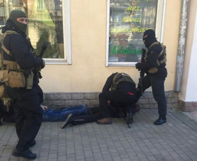 Правоохоронці затримали трьох сепаратистів в Одесі