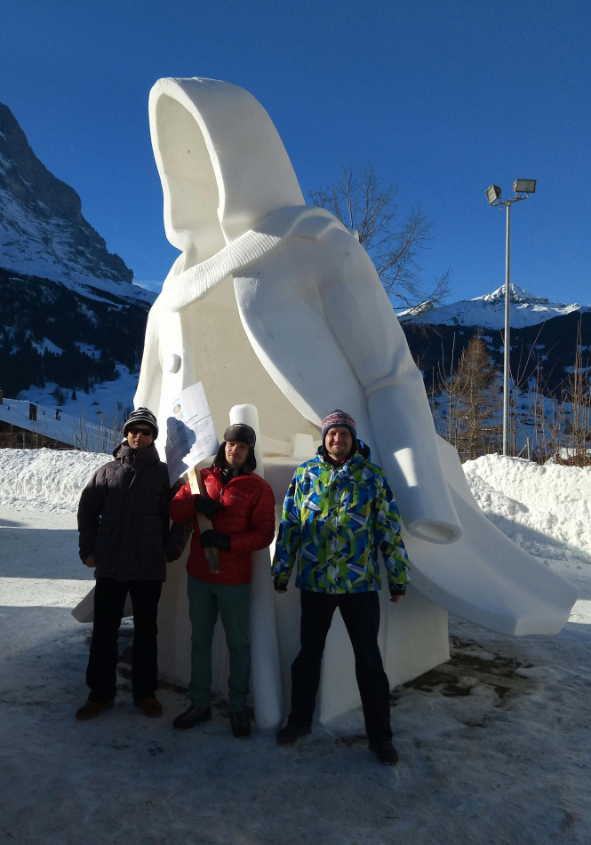 Команда українців здобула перемогу на фестивалі снігової скульптури в Швейцарії