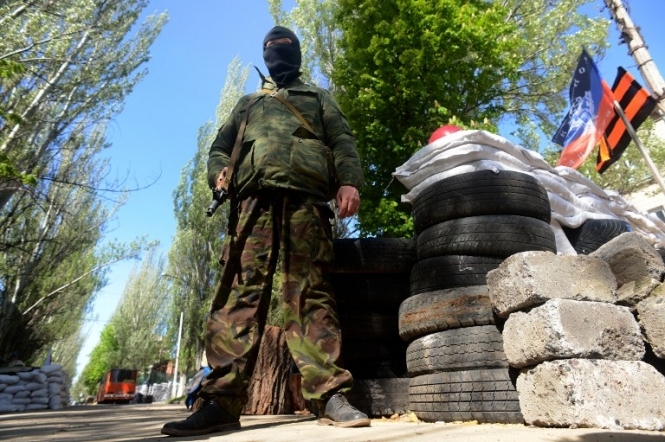 Террористы сводят блокпосты вблизи границы в Донецкой области 