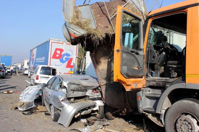 В масштабном ДТП в Сербии столкнулись более 30 машин