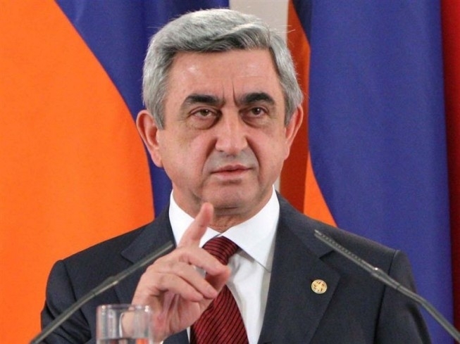 У Вірменії на виборах перемагає чинний президент