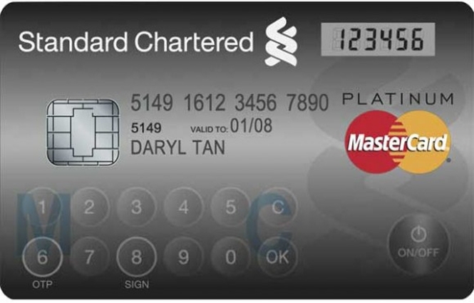MasterCard презентував кредитку з дисплеєм та клавіатурою