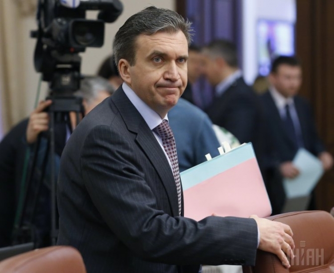 Со второй попытки депутаты отправили Шеремету в отставку