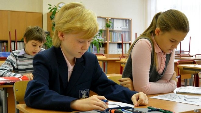 В школах Хмельницького більше не викладатимуть російською мовою