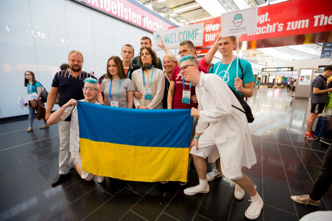 Украинские школьники завоевали 9 медалей на международных олимпиадах по физике и химии
