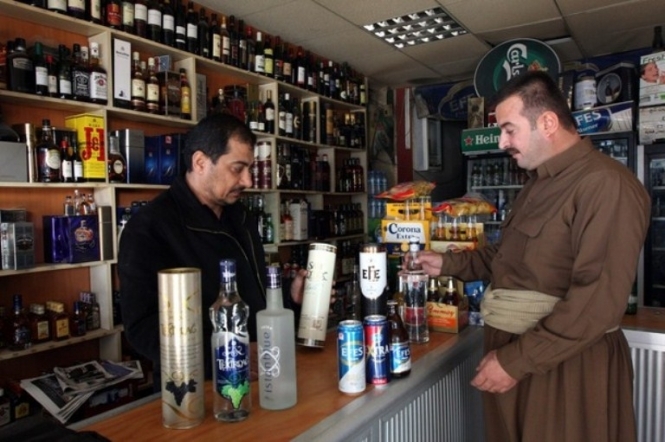 У Туреччині обмежили продаж алкоголю: людей закликають пити йогурт