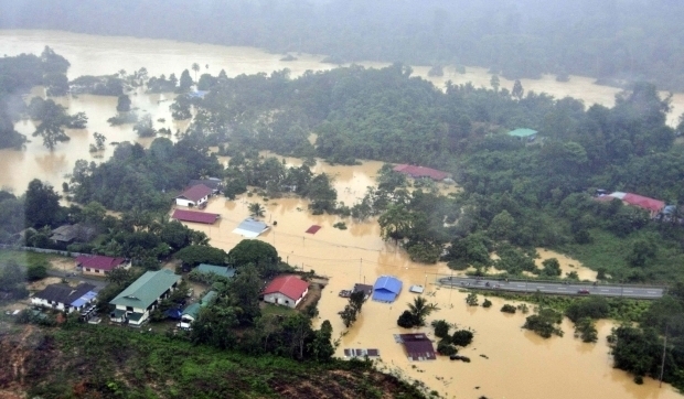 Понад мільйон людей залишилися без даху над головою через повінь у Шрі-Ланці
