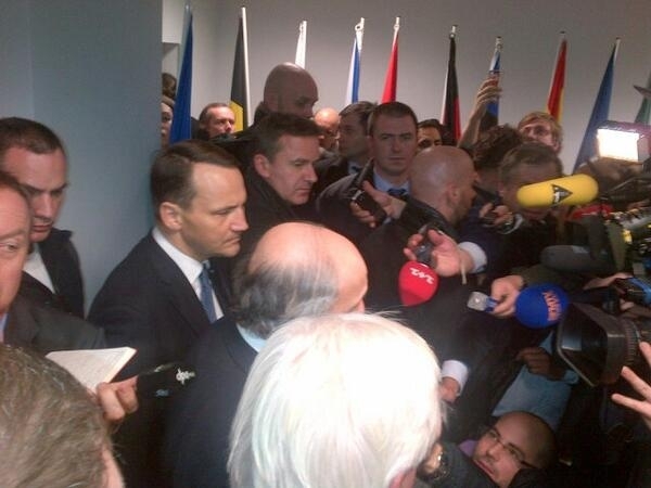 Европейские министры снова едут к Януковичу