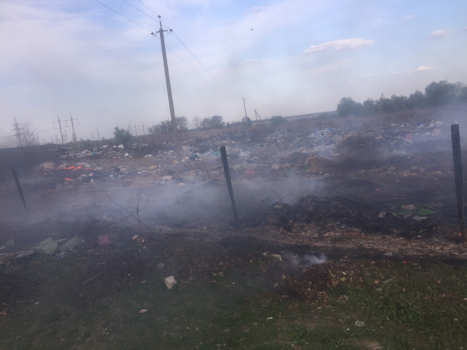 В Житомирской области произошел пожар на свалке