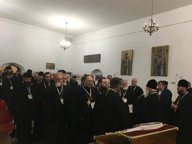 В Софии Киевской начался Объединительный Собор