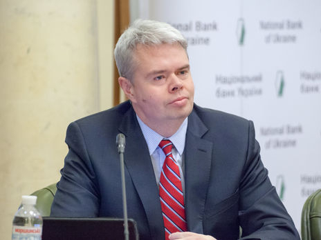 Рада НБУ звільнила Сологуба з посади заступника голови 