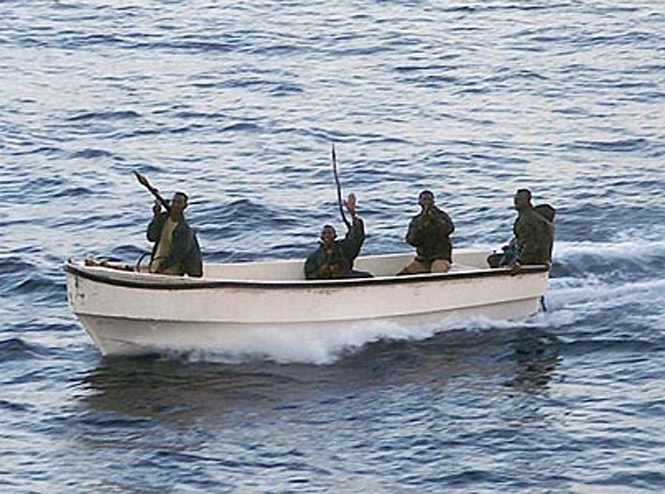 Біля берегів Західної Африки пірати пограбували танкер