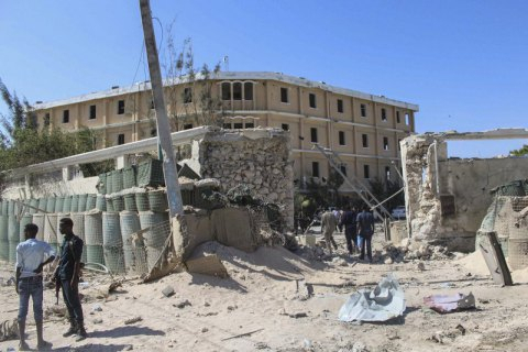 Терористи зі стріляниною намагалися захопити будівлю уряду в столиці Сомалі