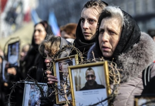 Жена погибшего на Майдане активиста пожертвовала половину компенсации на армию
