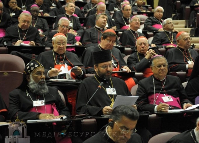 У Ватикані на Синоді єпископів дискутуватимуть про одностатеві шлюби та контрацепцію