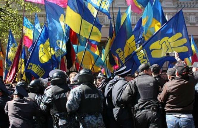 Причина всіх проблем України – замало націоналізму