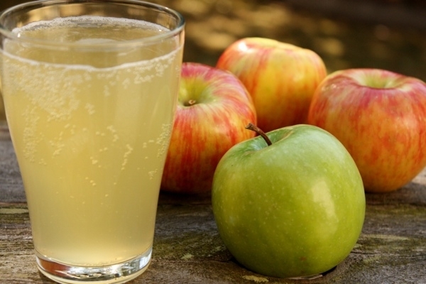 Напій літа: яблучний сидр. 9 фактів, що змусять випити більше
