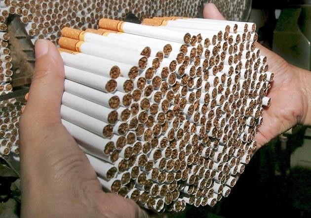 ДФС активизирует борьбу с продажей поддельных сигарет по поручению Минфина
