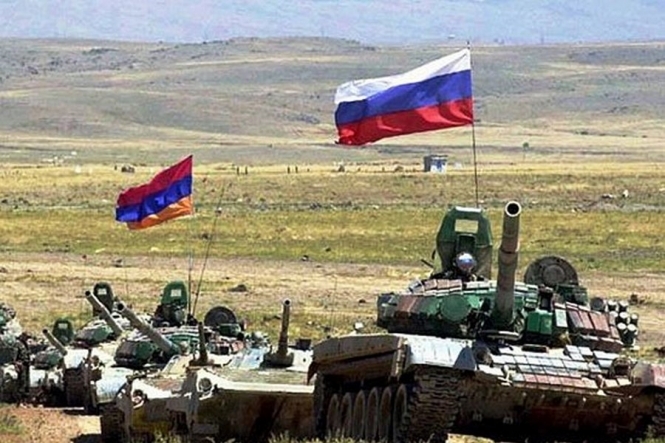 Росія збільшила кількість військових на кордоні з Україною