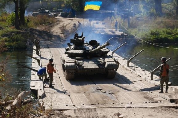 Вооруженные силы Украины показали всю мощь украинских танков, - видео