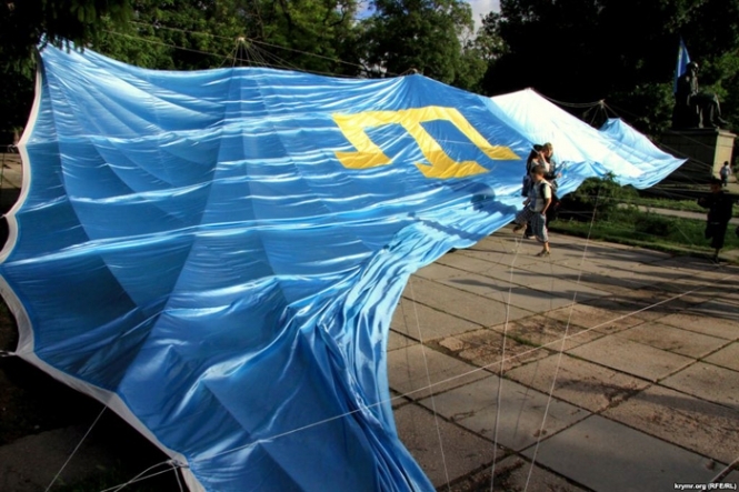 Кримським татарам відмовили у святкуванні Дня прапора
