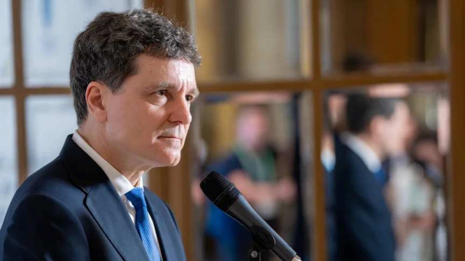 Президент Румунії пообіцяв росії 