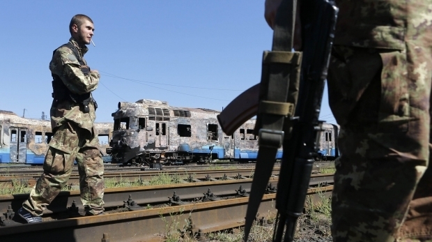 З Росії на Донбас залізницею щодня надходить по 2-3 ешелони боєприпасів, -Тимчук