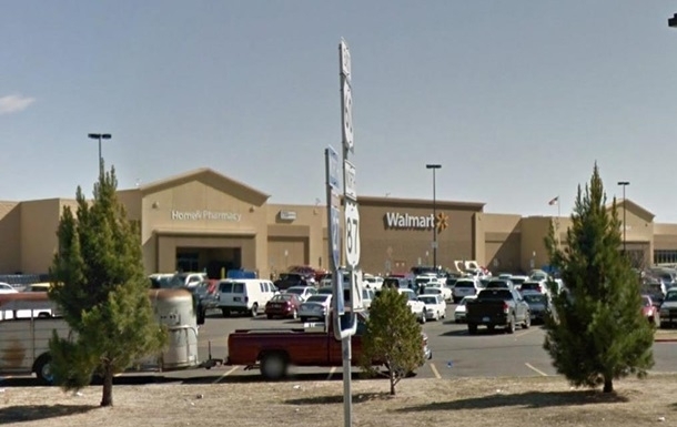 В Техасе вооруженный мужчина устроил стрельбу в гипермаркете