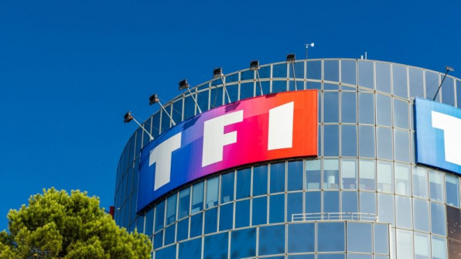 Телеканал TF1 зробив сюжет на позиціях армії рф, не згадавши війну проти України