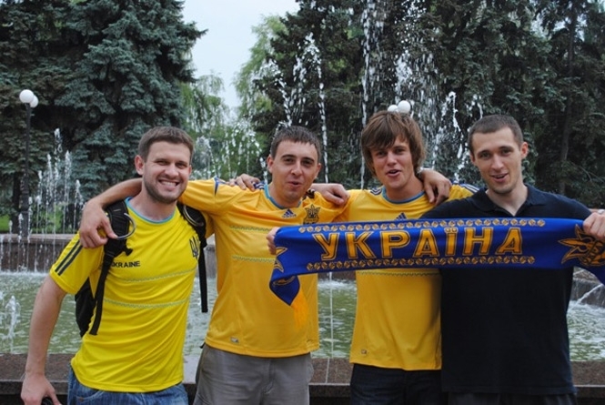 Болельщикам сборной Украины запрещают въезд в Беларусь